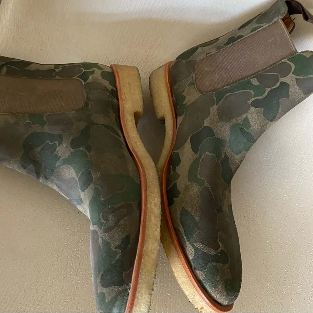 New Republic by Mark McNairy camo print leather chelsea boots men size 9